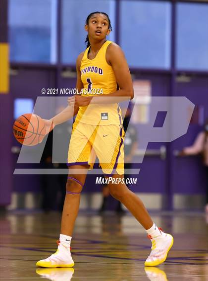 Thumbnail 1 in Sierra Canyon vs. Lynwood photogallery.