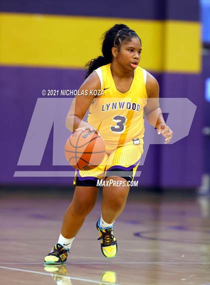Thumbnail 2 in Sierra Canyon vs. Lynwood photogallery.