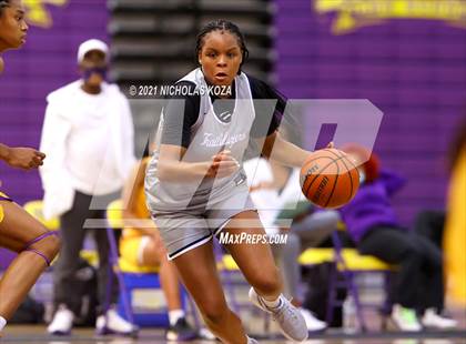 Thumbnail 3 in Sierra Canyon vs. Lynwood photogallery.