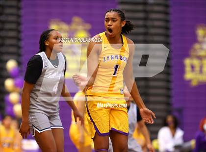 Thumbnail 2 in Sierra Canyon vs. Lynwood photogallery.