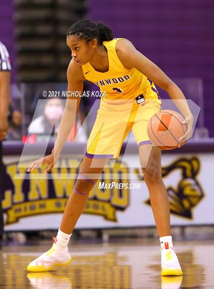 Thumbnail 3 in Sierra Canyon vs. Lynwood photogallery.