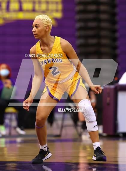 Thumbnail 2 in Sierra Canyon vs. Lynwood photogallery.