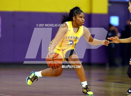 Thumbnail 2 in Sierra Canyon vs. Lynwood photogallery.