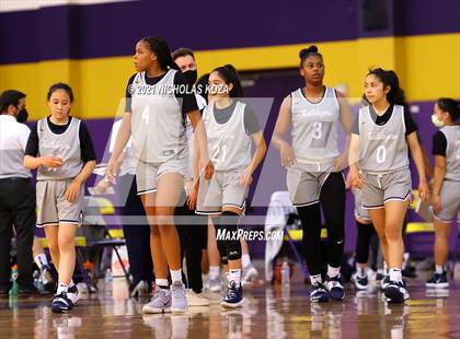Thumbnail 1 in Sierra Canyon vs. Lynwood photogallery.