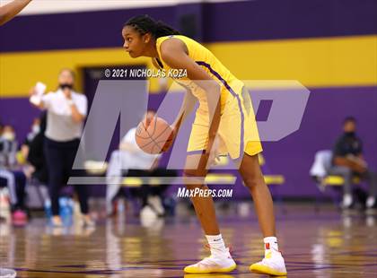 Thumbnail 3 in Sierra Canyon vs. Lynwood photogallery.