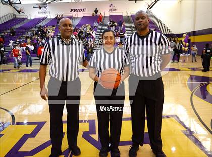 Thumbnail 1 in Sierra Canyon vs. Lynwood photogallery.