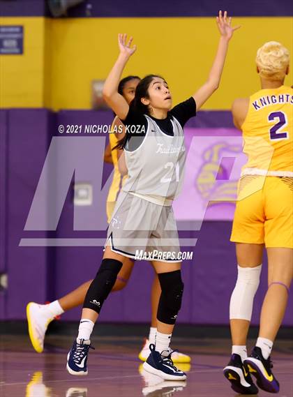 Thumbnail 3 in Sierra Canyon vs. Lynwood photogallery.