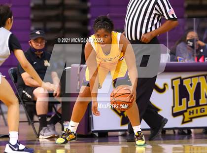 Thumbnail 2 in Sierra Canyon vs. Lynwood photogallery.