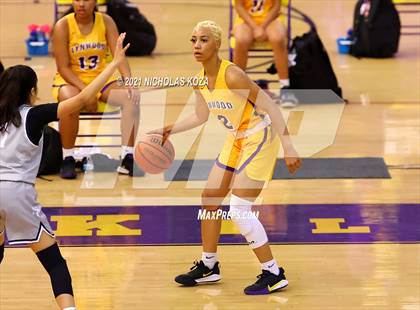 Thumbnail 1 in Sierra Canyon vs. Lynwood photogallery.