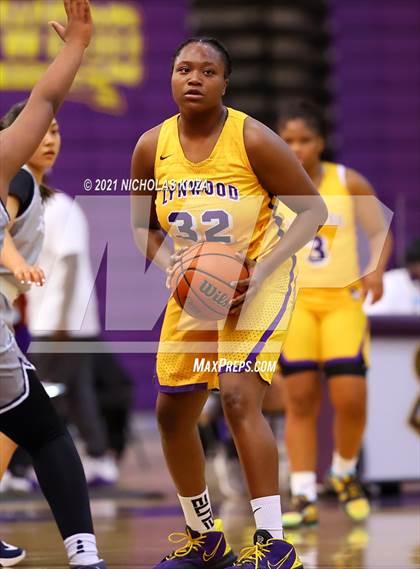 Thumbnail 1 in Sierra Canyon vs. Lynwood photogallery.