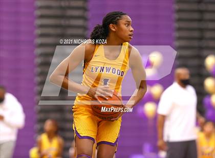 Thumbnail 3 in Sierra Canyon vs. Lynwood photogallery.