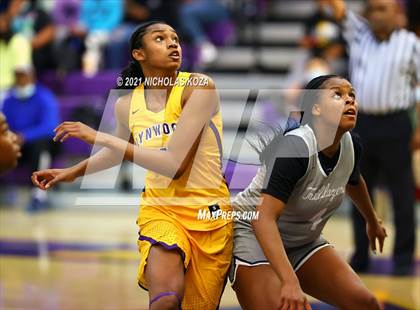 Thumbnail 1 in Sierra Canyon vs. Lynwood photogallery.