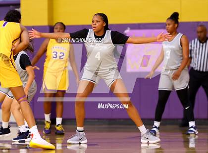 Thumbnail 1 in Sierra Canyon vs. Lynwood photogallery.