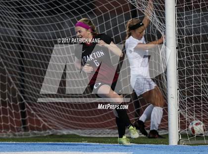 Thumbnail 3 in Oakton @ Yorktown photogallery.
