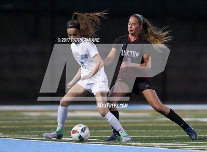 Thumbnail 2 in Oakton @ Yorktown photogallery.