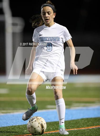 Thumbnail 2 in Oakton @ Yorktown photogallery.