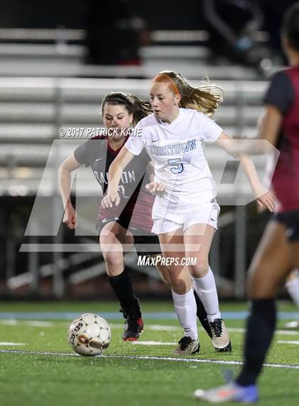 Thumbnail 3 in Oakton @ Yorktown photogallery.