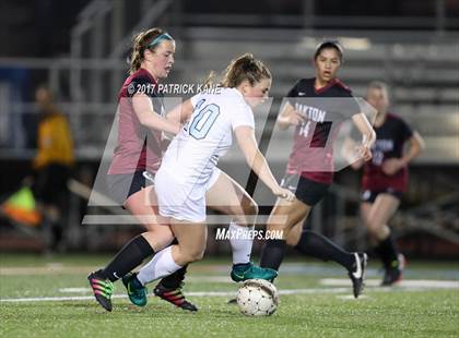 Thumbnail 3 in Oakton @ Yorktown photogallery.