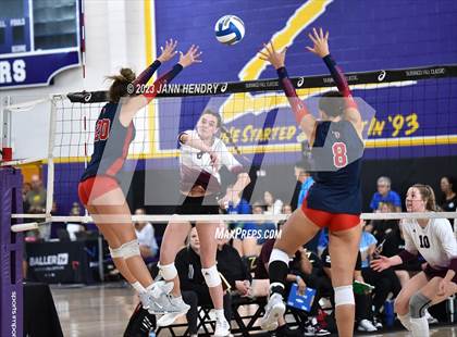 Thumbnail 2 in Cornerstone Christian vs. Assumption (Durango Fall Classic) photogallery.