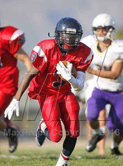 Thumbnail 3 in Sabino @ Sahuaro photogallery.