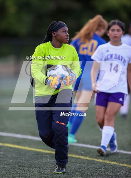 Thumbnail 2 in Ben Davis @ Carmel photogallery.