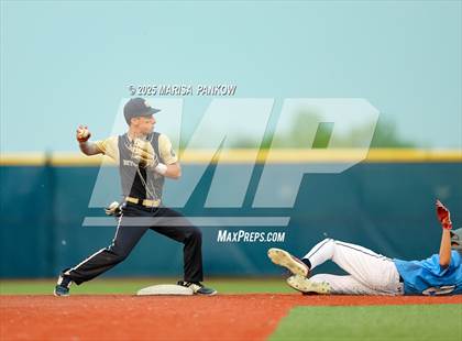 Thumbnail 2 in Bishop Grimes vs Notre Dame (NYSPHSAA Class C Section 3 Sectional Final) photogallery.