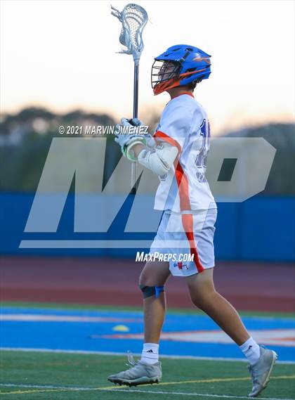 Thumbnail 3 in Oaks Christian vs Westlake photogallery.