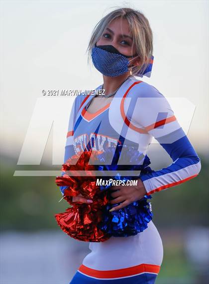 Thumbnail 1 in Oaks Christian vs Westlake photogallery.