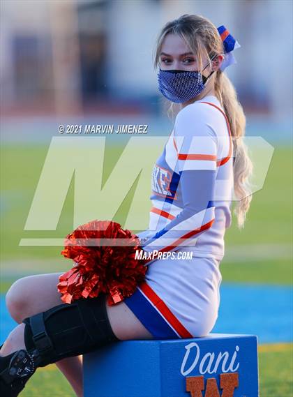 Thumbnail 1 in Oaks Christian vs Westlake photogallery.