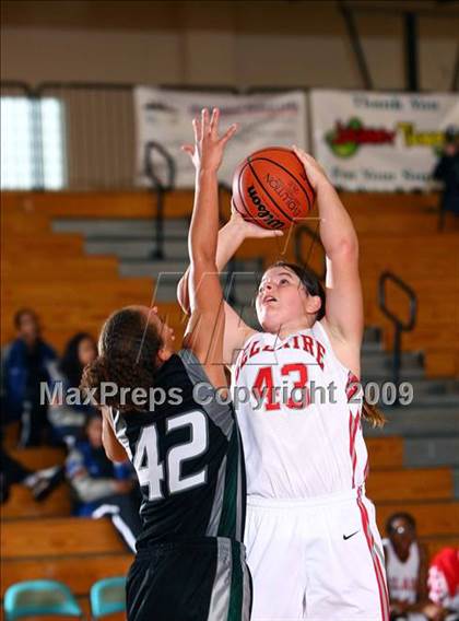 Thumbnail 3 in Kingwood Park vs Bellaire (McDonalds Texas Invitational) photogallery.