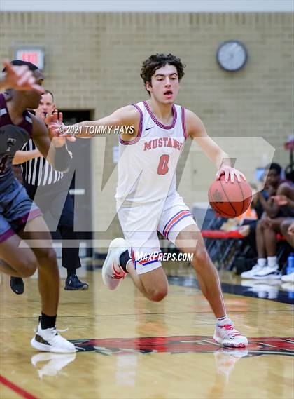 Thumbnail 1 in Mansfield Timberview vs. Pearce (Whataburger Tournament) photogallery.