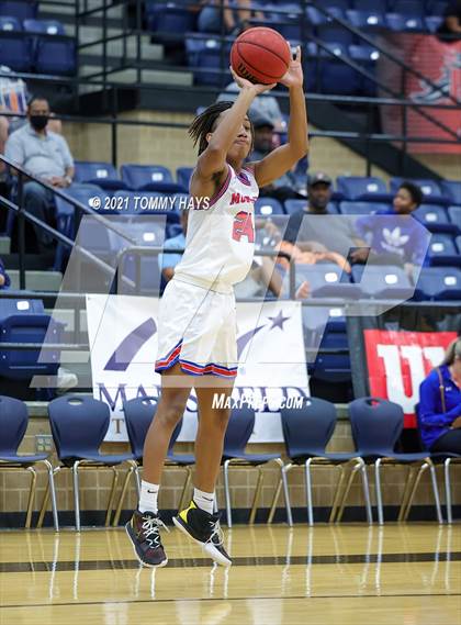 Thumbnail 3 in Mansfield Timberview vs. Pearce (Whataburger Tournament) photogallery.