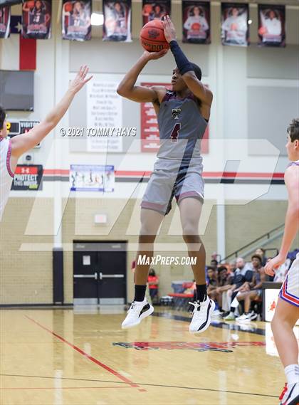 Thumbnail 1 in Mansfield Timberview vs. Pearce (Whataburger Tournament) photogallery.