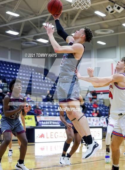 Thumbnail 3 in Mansfield Timberview vs. Pearce (Whataburger Tournament) photogallery.