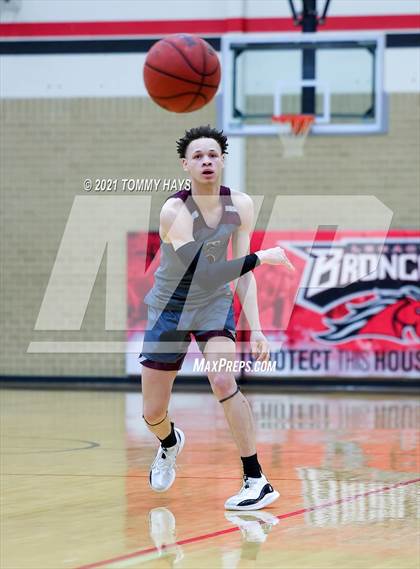 Thumbnail 1 in Mansfield Timberview vs. Pearce (Whataburger Tournament) photogallery.
