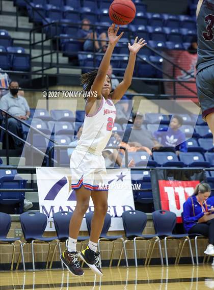 Thumbnail 2 in Mansfield Timberview vs. Pearce (Whataburger Tournament) photogallery.