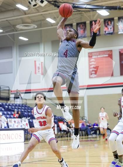 Thumbnail 2 in Mansfield Timberview vs. Pearce (Whataburger Tournament) photogallery.