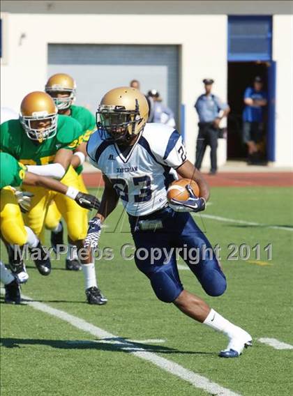 Thumbnail 3 in Xaverian @ Holy Cross photogallery.