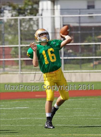 Thumbnail 2 in Xaverian @ Holy Cross photogallery.