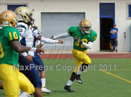Thumbnail 2 in Xaverian @ Holy Cross photogallery.