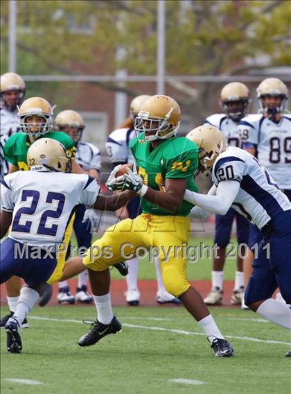Thumbnail 2 in Xaverian @ Holy Cross photogallery.