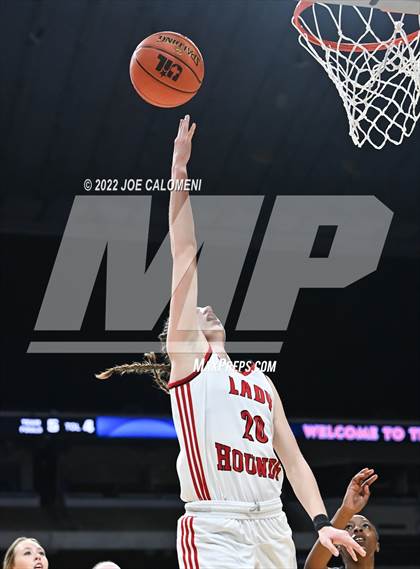 Thumbnail 3 in Gruver vs Stamford (UIL 2A State Final) photogallery.