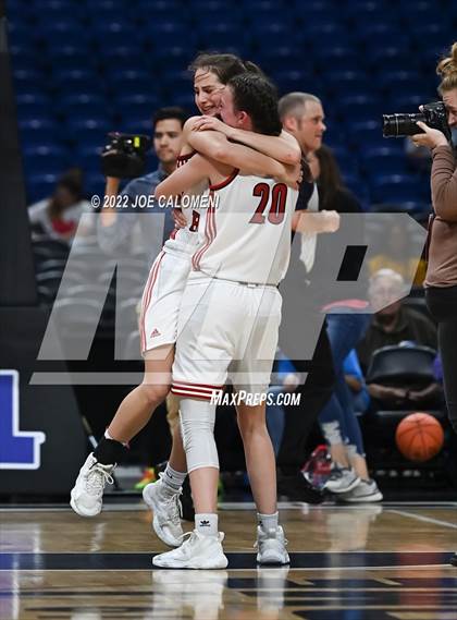 Thumbnail 2 in Gruver vs Stamford (UIL 2A State Final) photogallery.