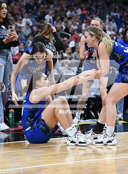 Thumbnail 3 in Gruver vs Stamford (UIL 2A State Final) photogallery.