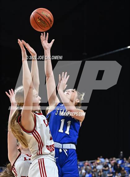 Thumbnail 3 in Gruver vs Stamford (UIL 2A State Final) photogallery.
