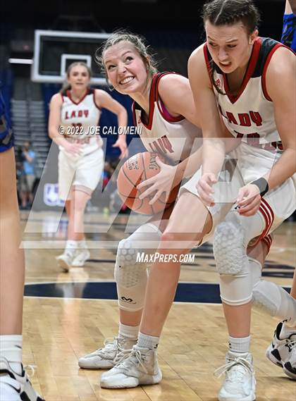 Thumbnail 2 in Gruver vs Stamford (UIL 2A State Final) photogallery.