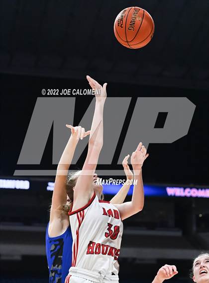 Thumbnail 3 in Gruver vs Stamford (UIL 2A State Final) photogallery.