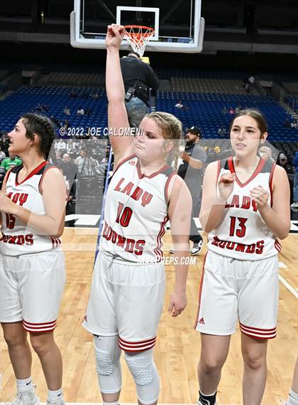 Thumbnail 3 in Gruver vs Stamford (UIL 2A State Final) photogallery.
