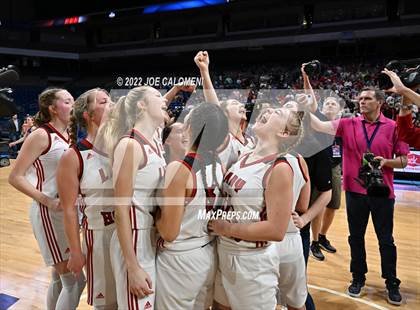 Thumbnail 3 in Gruver vs Stamford (UIL 2A State Final) photogallery.