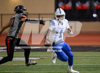 Thumbnail 3 in Huntington Beach vs Western (CIF SS Division 5 Round 1) photogallery.